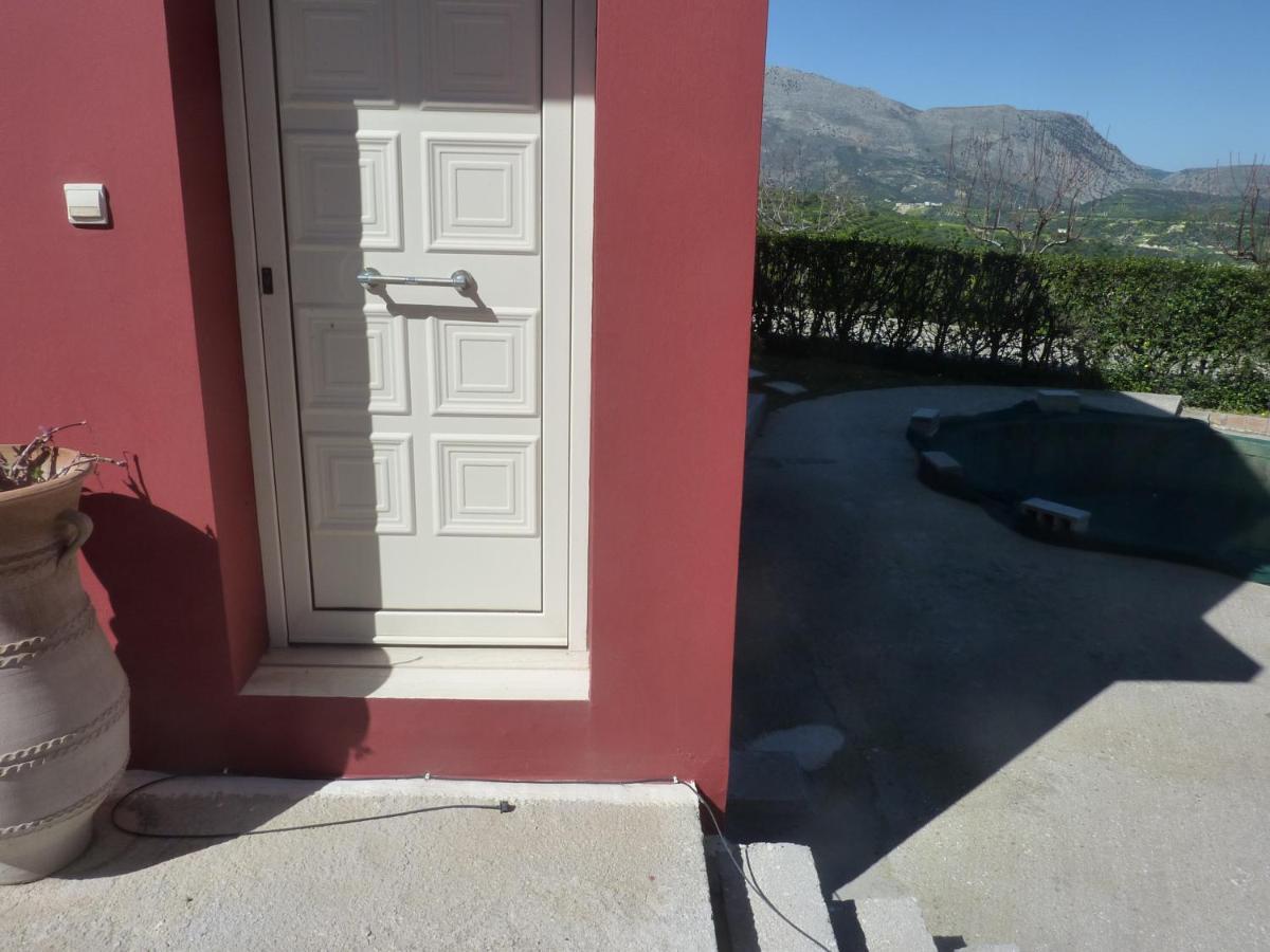 Entire Independent Maisonette Near Heraklion Pottery Classes Petrokefalo Exteriér fotografie